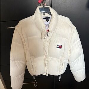 Tommy Hilfiger Women's Cream Puffer Jacket